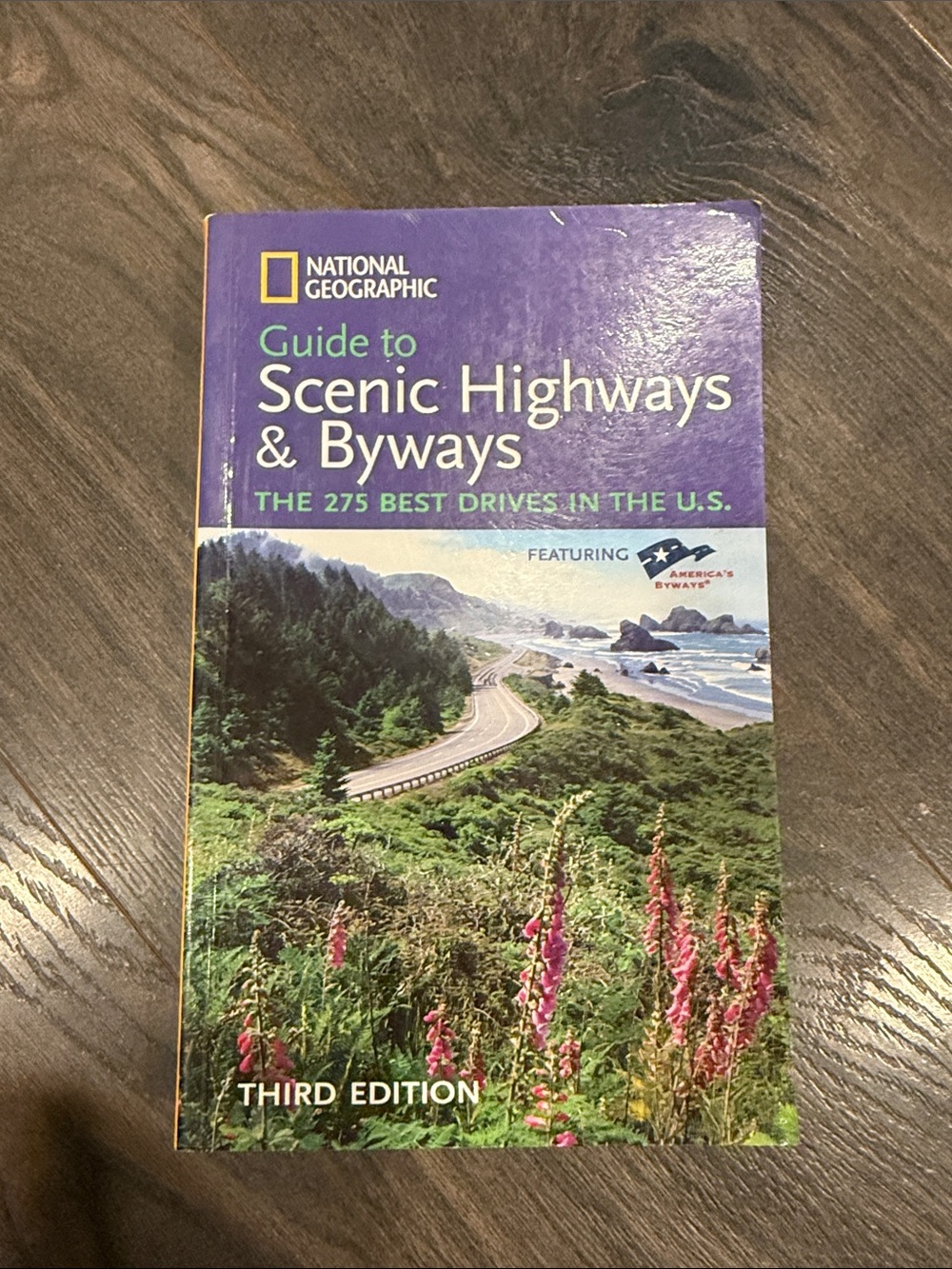 National Geographic Guide to Scenic Highways & Byways - Purple Cover 7:27